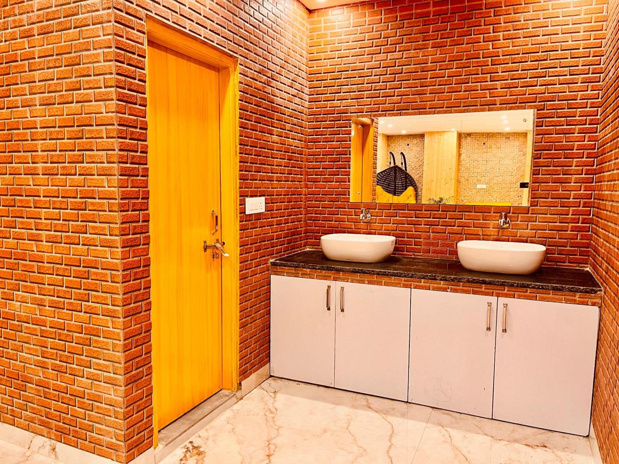 Hotel Hill View, Mussoorie - Near Jw Marriott Mussoorie, M 77377-32479 Екстериор снимка