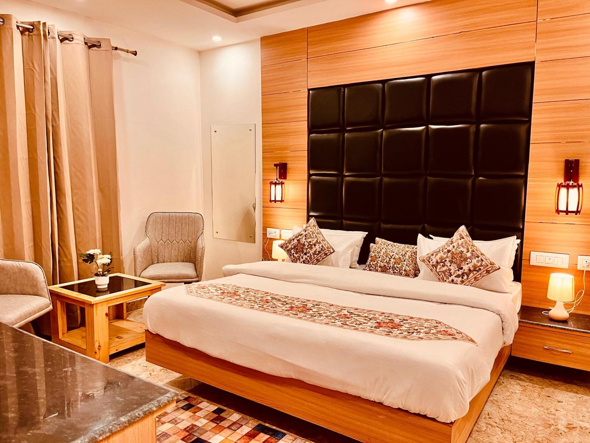 Hotel Hill View, Mussoorie - Near Jw Marriott Mussoorie, M 77377-32479 Екстериор снимка