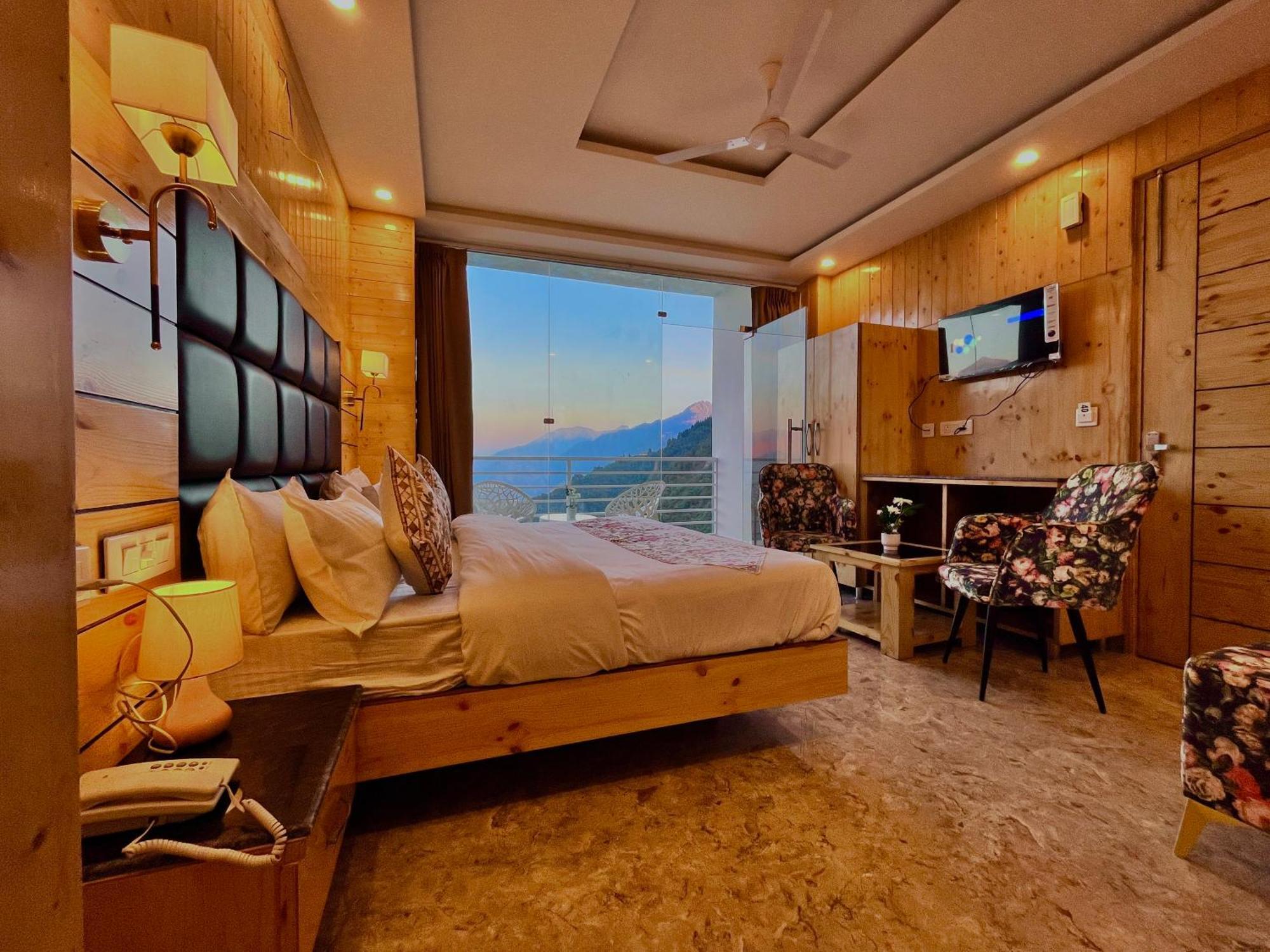 Hotel Hill View, Mussoorie - Near Jw Marriott Mussoorie, M 77377-32479 Екстериор снимка