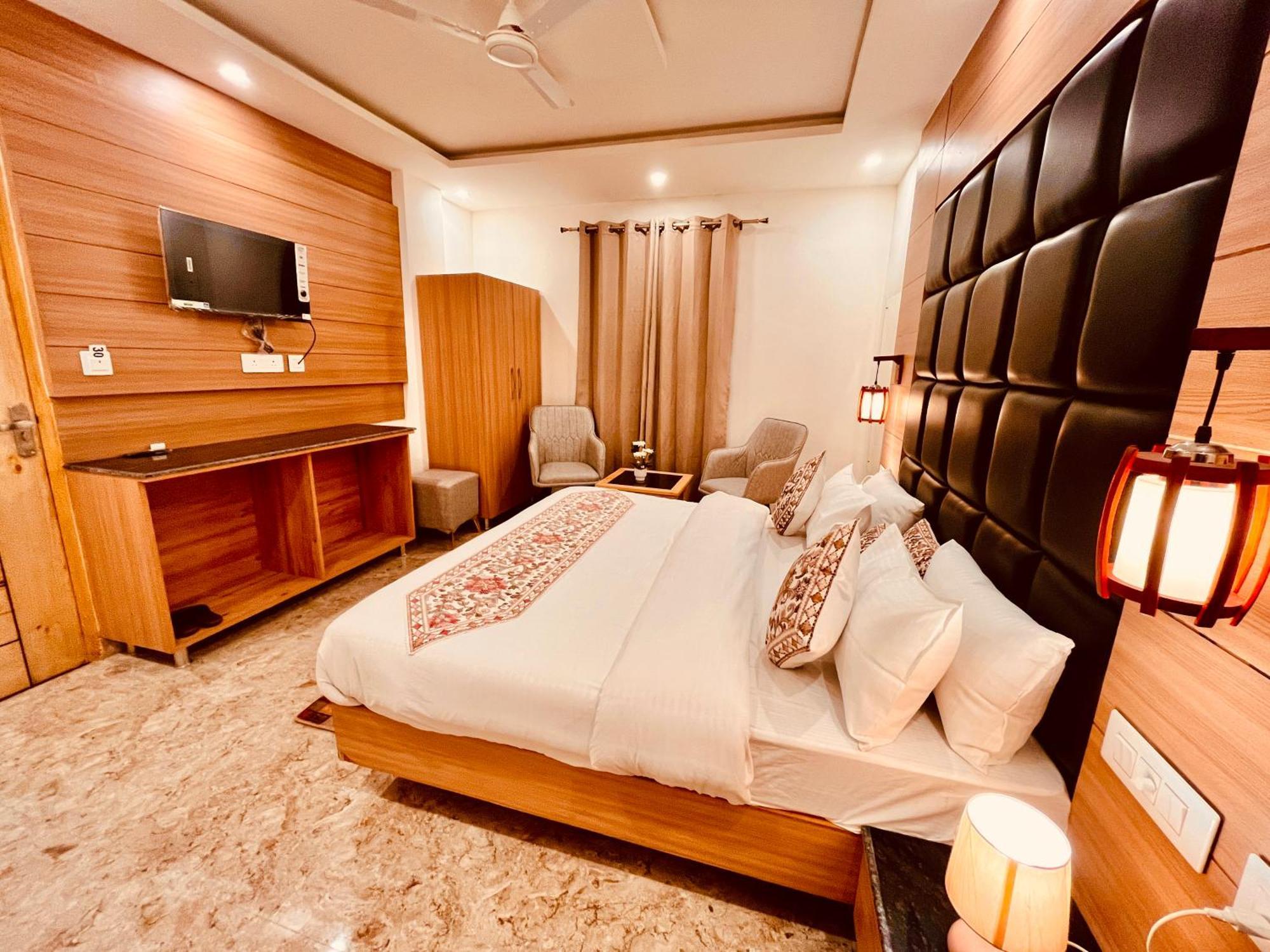 Hotel Hill View, Mussoorie - Near Jw Marriott Mussoorie, M 77377-32479 Екстериор снимка